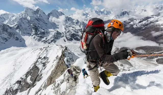 Everest Base Camp with Sherpas A Life-Changing Himalayan Trek