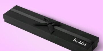 Minimalist Anklets That Go with Every Outfit